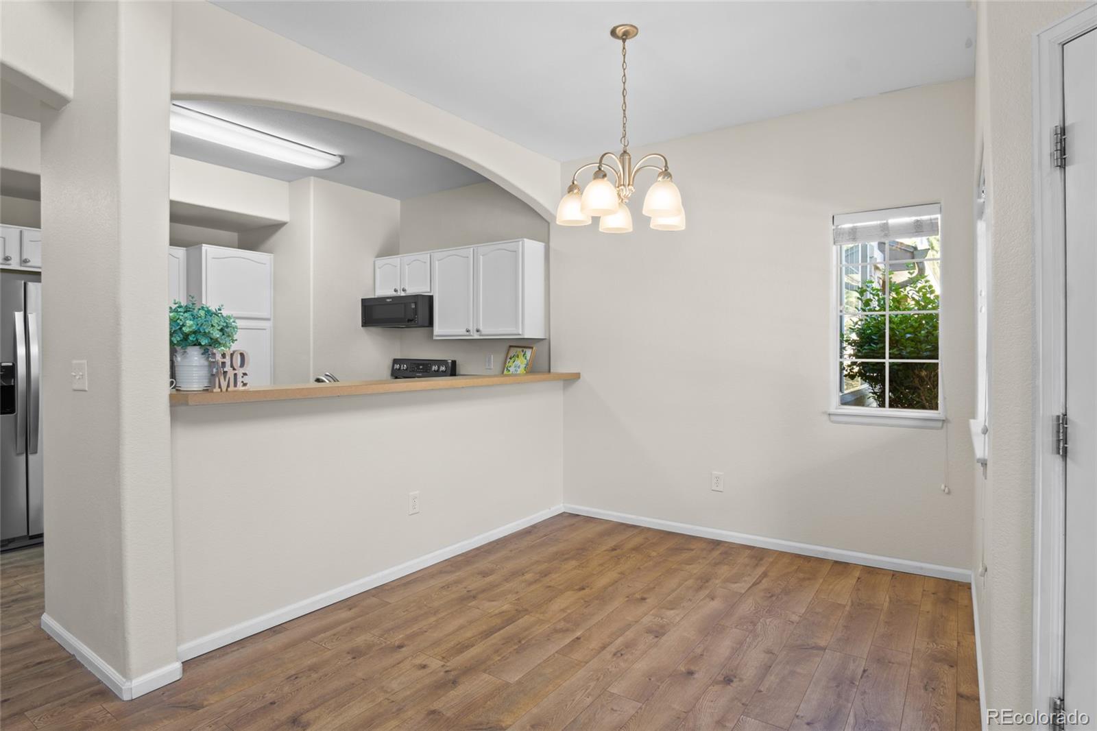 1435 South Chambers Road, Unit 102 Aurora, CO 80017 - Photo 9 of 38