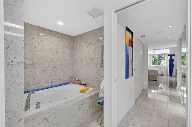 $1,210,000 | 181 Crandon Boulevard, Unit 106, Key Biscayne, FL 33149