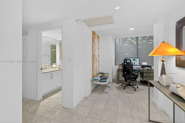 $1,210,000 | 181 Crandon Boulevard, Unit 106, Key Biscayne, FL 33149