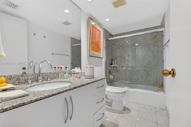 $1,210,000 | 181 Crandon Boulevard, Unit 106, Key Biscayne, FL 33149