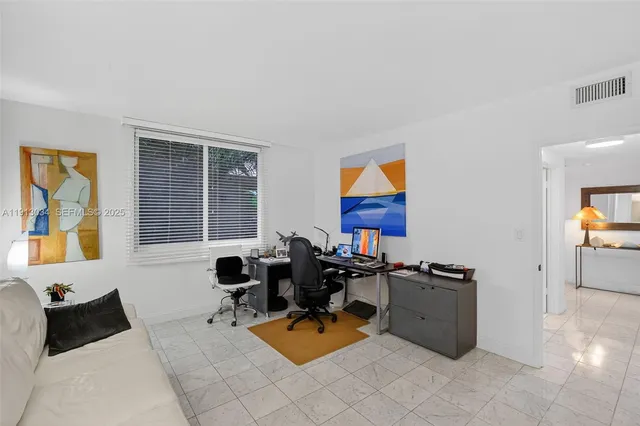 $1,210,000 | 181 Crandon Boulevard, Unit 106, Key Biscayne, FL 33149