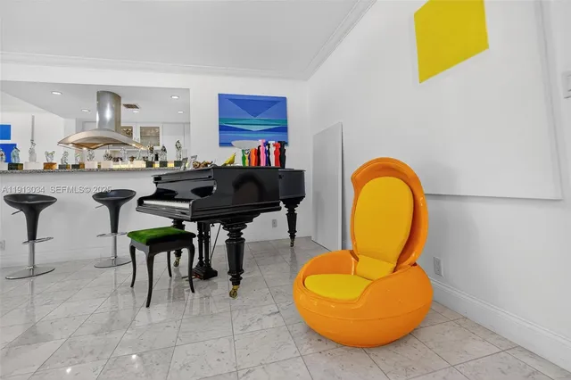 $1,210,000 | 181 Crandon Boulevard, Unit 106, Key Biscayne, FL 33149