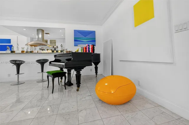 $1,210,000 | 181 Crandon Boulevard, Unit 106, Key Biscayne, FL 33149