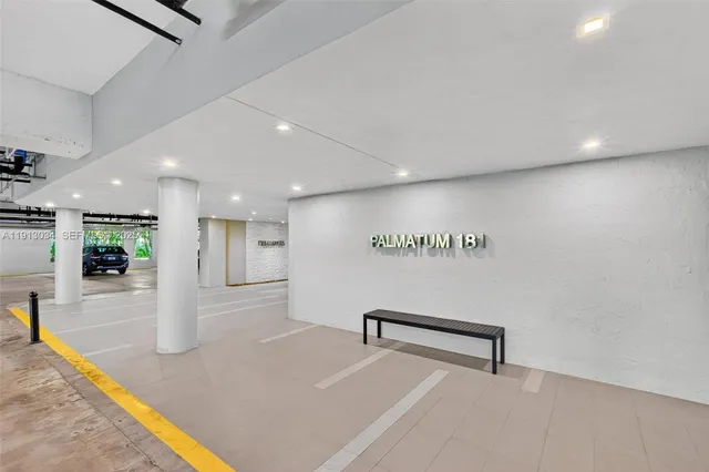 $1,210,000 | 181 Crandon Boulevard, Unit 106, Key Biscayne, FL 33149