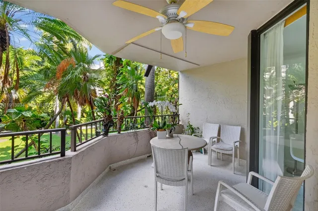 $1,210,000 | 181 Crandon Boulevard, Unit 106, Key Biscayne, FL 33149