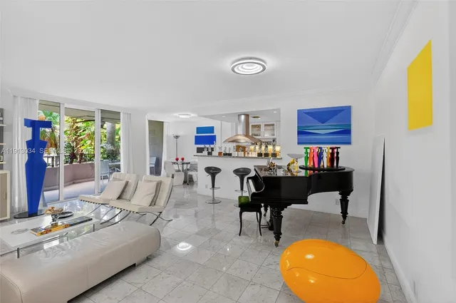 $1,210,000 | 181 Crandon Boulevard, Unit 106, Key Biscayne, FL 33149