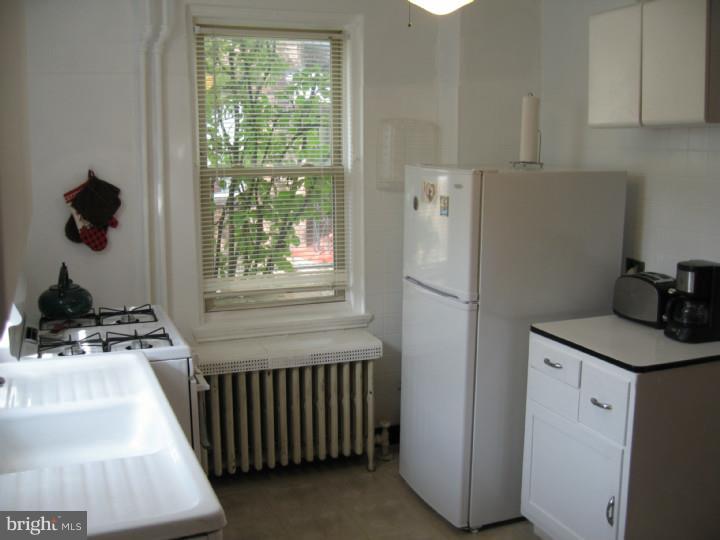 3163 Tuckahoe Road Camden, NJ 08104 - Photo 12 of 25 Gallery Image 12