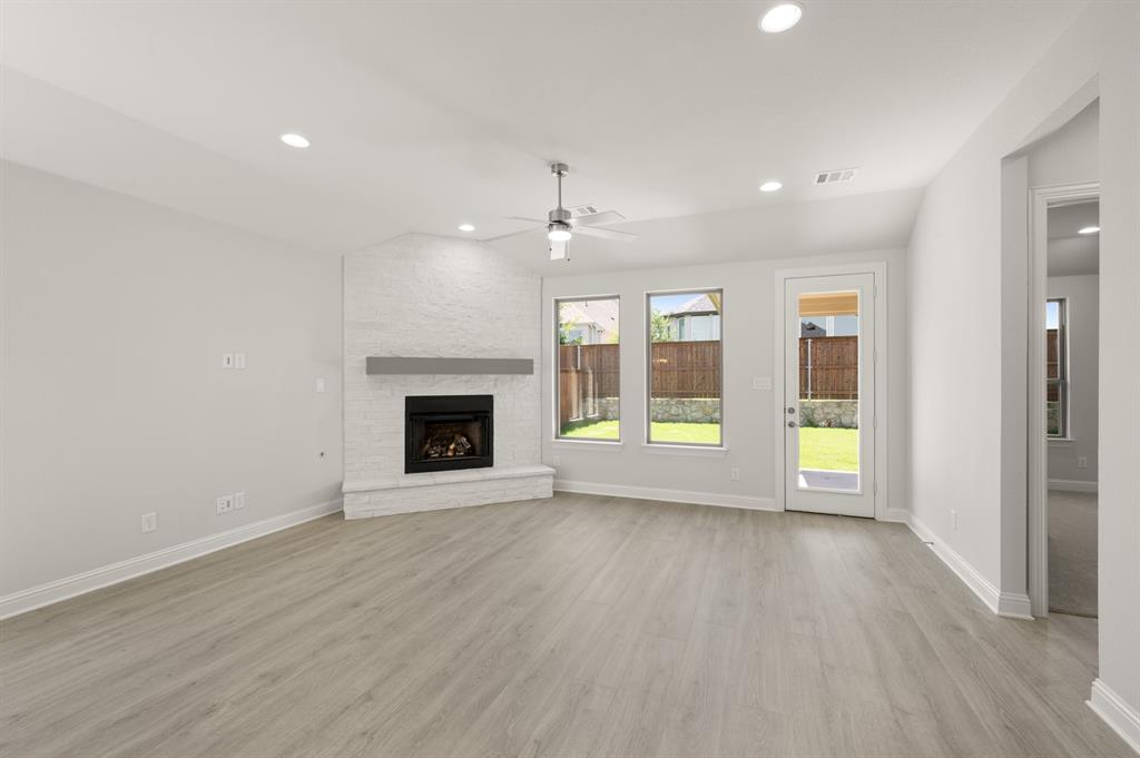 1409 Ripple Glass Road Midlothian, TX 76065 - Photo 15 of 28 1409 Ripple Glass- Living Room-1
