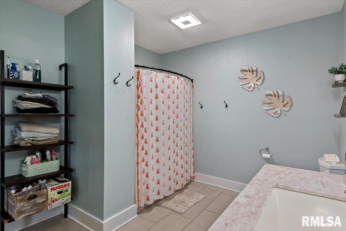 700 South English Avenue Springfield, IL 62704 - Photo 13 of 36