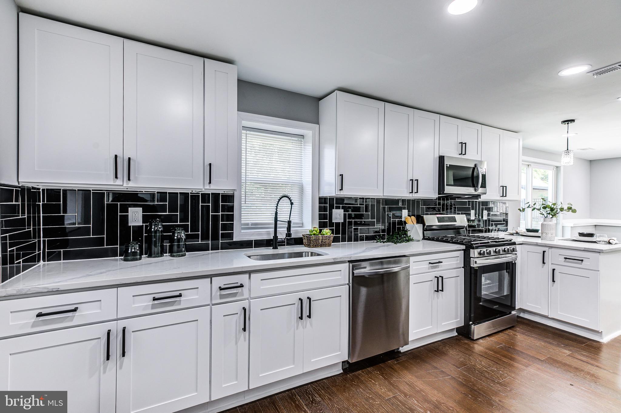 3701 Ferndale Avenue Baltimore, MD 21207 - Photo 12 of 26