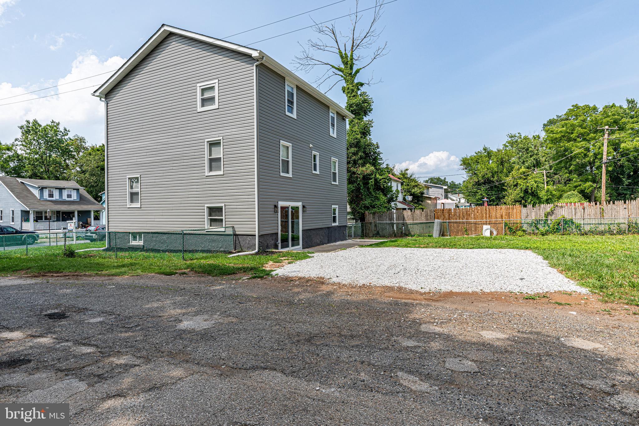 3701 Ferndale Avenue Baltimore, MD 21207 - Photo 18 of 26