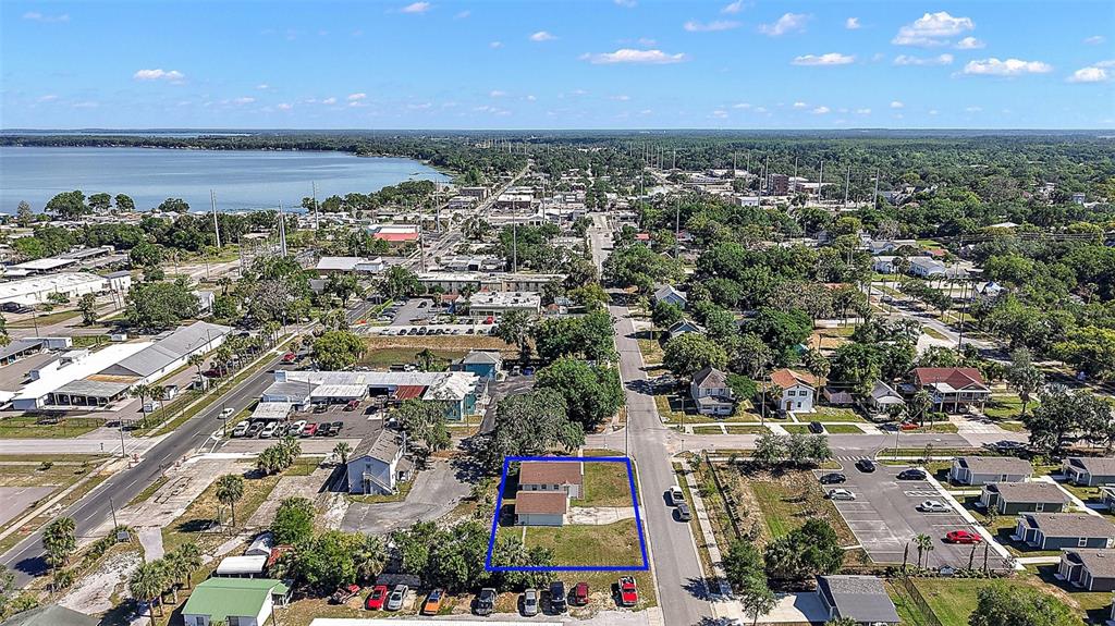 30 East Key Avenue Eustis, FL 32726 - Photo 27 of 32 an aerial view of a city