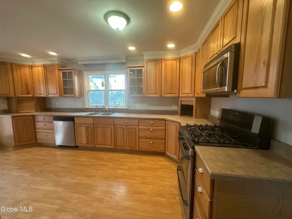 $449,999 | 25 Kling Terrace, Voorheesville, NY 12186