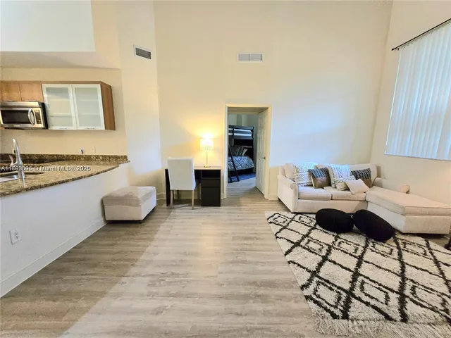 $293,000 | 510 Northwest 84th Avenue, Unit 121, Plantation, FL 33324