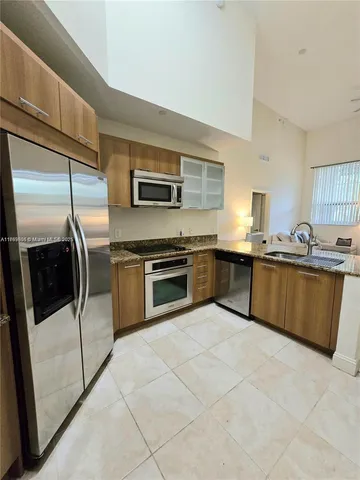 $293,000 | 510 Northwest 84th Avenue, Unit 121, Plantation, FL 33324
