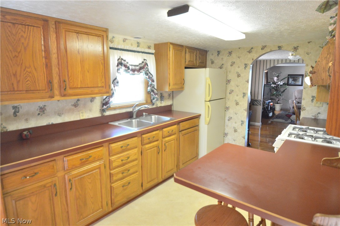 2899 Center Road Youngstown, OH 44514 - Photo 4 of 28 Gallery Image 4
