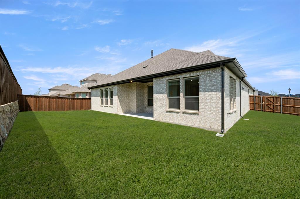 4304 Knight Street Midlothian, TX 76065 - Photo 31 of 33 4304 Knight- Back-2