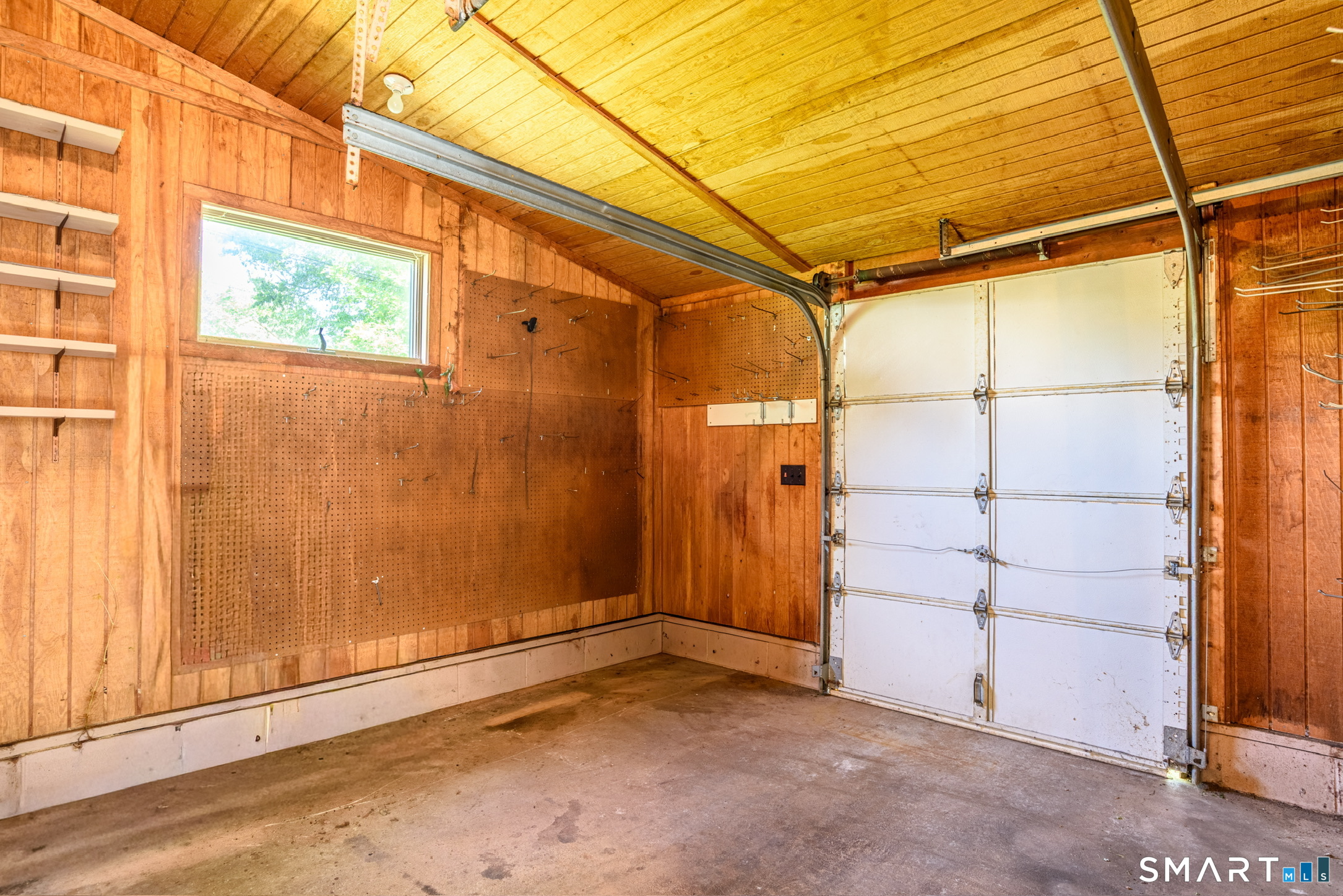 142 Williams Road Trumbull, CT 06611 - Photo 34 of 40