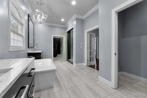 $1,025,000 | 425 Windwood Lake Drive, Cape Girardeau, MO 63701