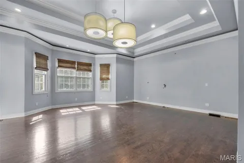 $1,025,000 | 425 Windwood Lake Drive, Cape Girardeau, MO 63701