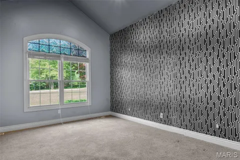 $1,025,000 | 425 Windwood Lake Drive, Cape Girardeau, MO 63701
