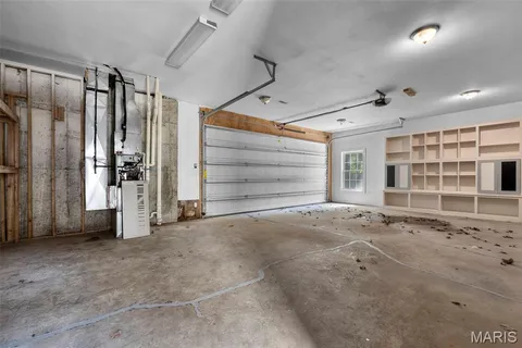 $1,025,000 | 425 Windwood Lake Drive, Cape Girardeau, MO 63701
