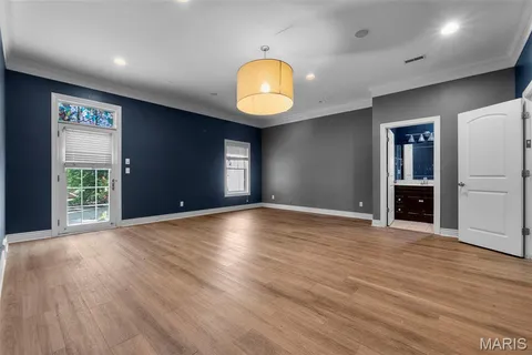 $1,025,000 | 425 Windwood Lake Drive, Cape Girardeau, MO 63701