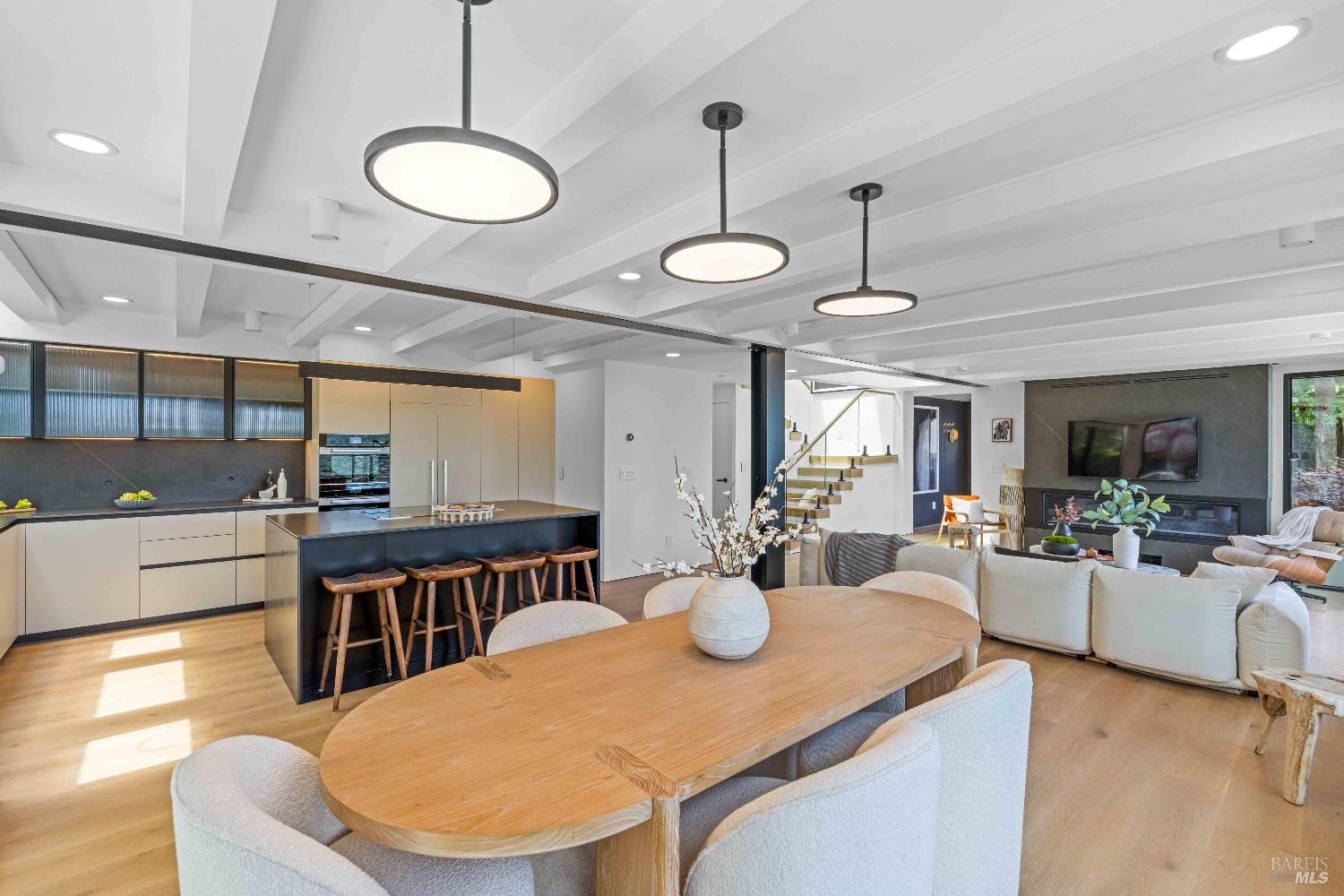 975 Greenhill Road Mill Valley, CA 94941 - Photo 23 of 53 Gallery Image 23