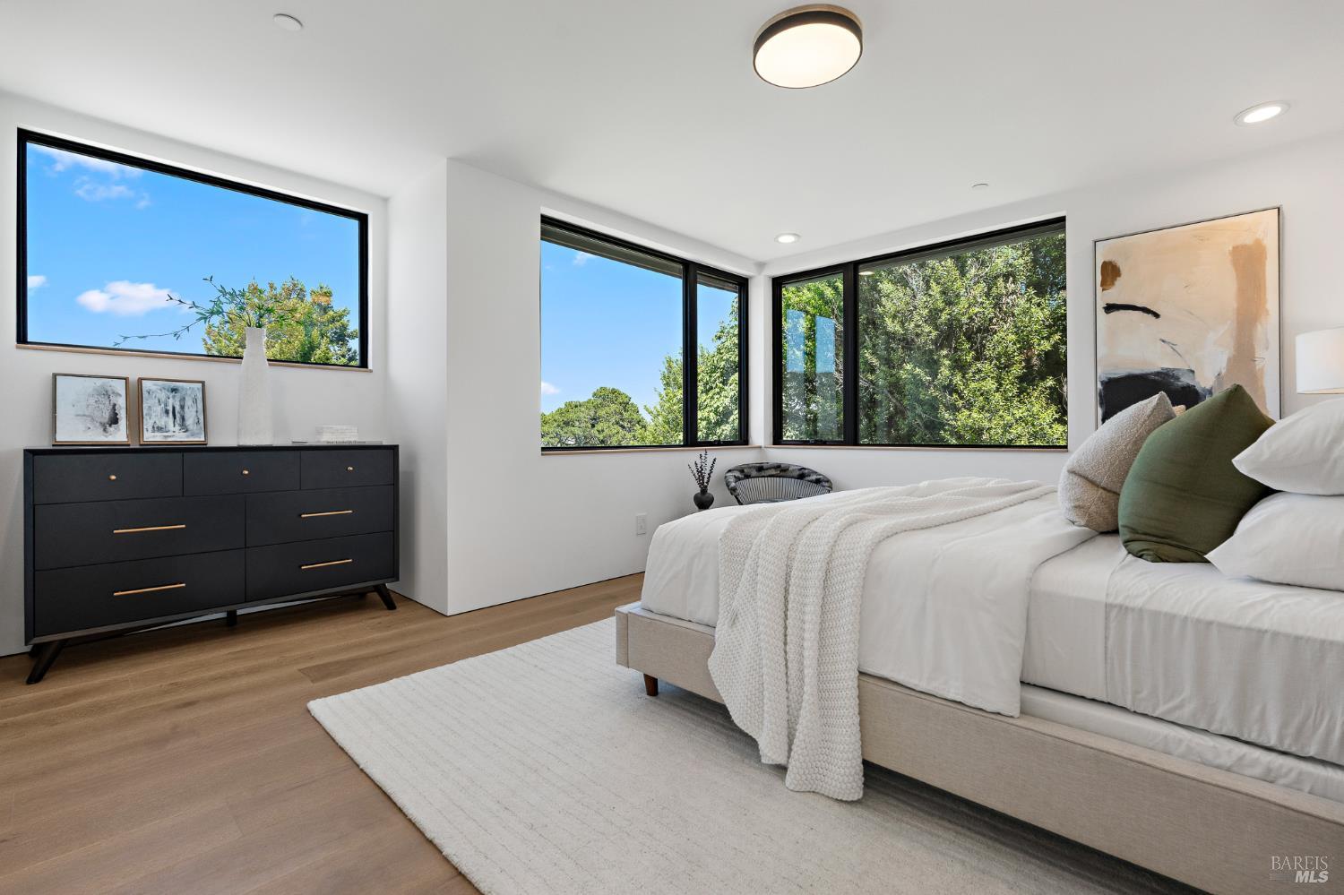 975 Greenhill Road Mill Valley, CA 94941 - Photo 34 of 53 Gallery Image 34