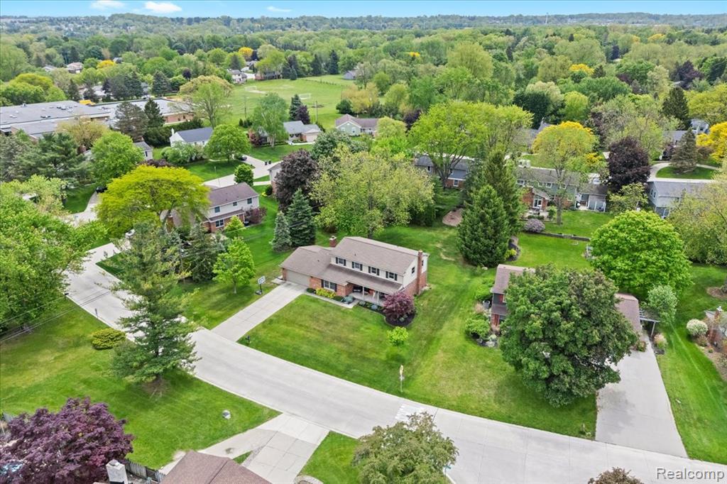 799 Croydon Road Rochester Hills, MI 48309 - Photo 47 of 56