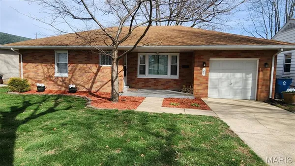 $155,000 | 29 Lee Street, Bethalto, IL 62010