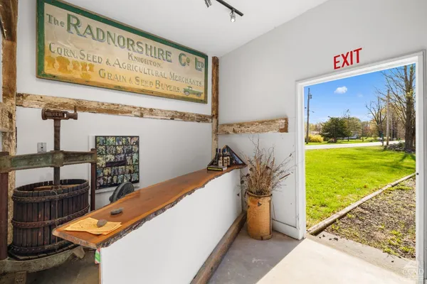 a view of entryway with a front door