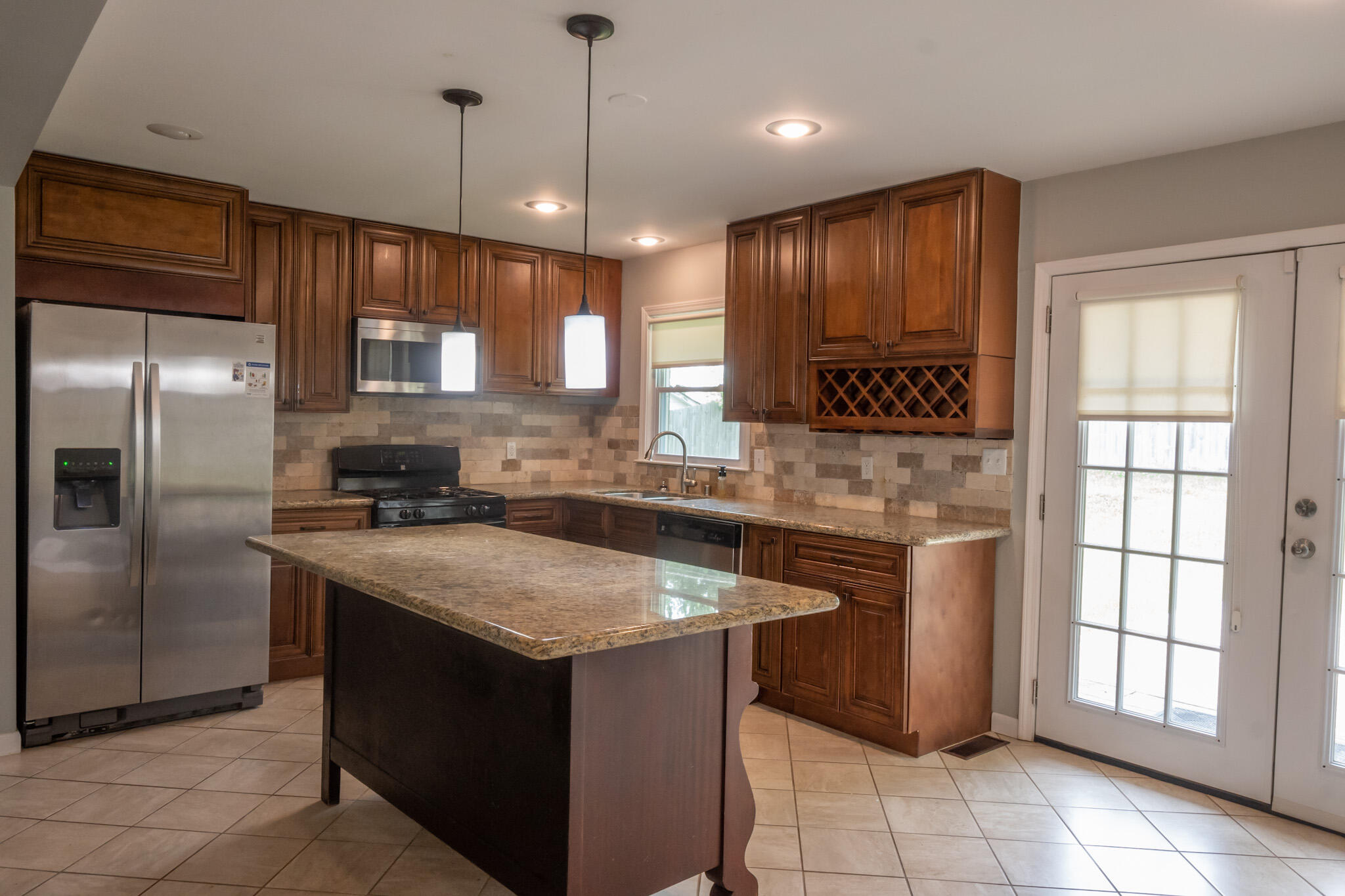 1607 Raleigh Road Lexington, KY 40505 - Photo 7 of 22 1607Raleigh-06