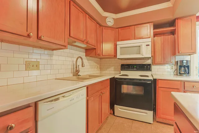 $129,900 | 135 West Leyte Avenue, Mishawaka, IN 46545