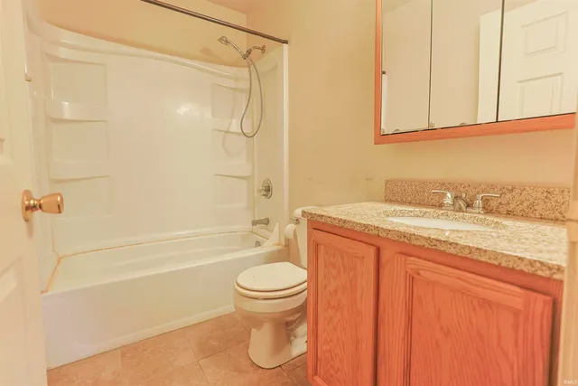 $129,900 | 135 West Leyte Avenue, Mishawaka, IN 46545