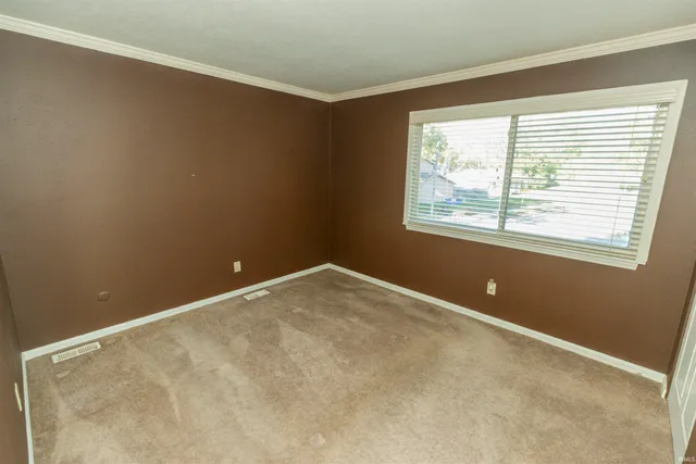 $129,900 | 135 West Leyte Avenue, Mishawaka, IN 46545