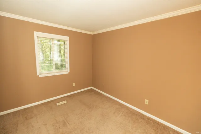 $129,900 | 135 West Leyte Avenue, Mishawaka, IN 46545