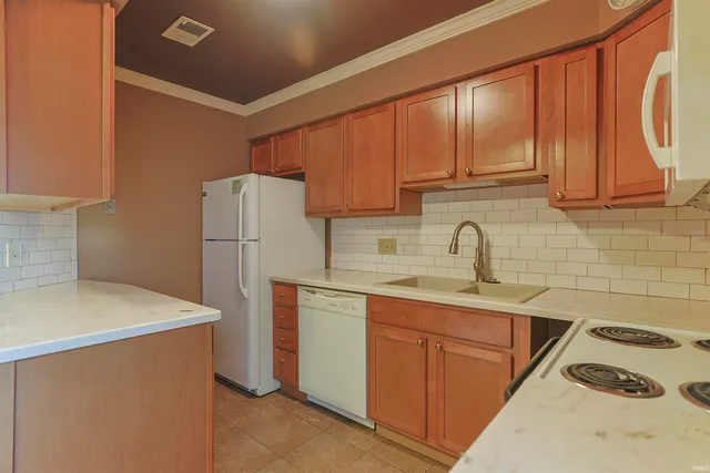 $129,900 | 135 West Leyte Avenue, Mishawaka, IN 46545