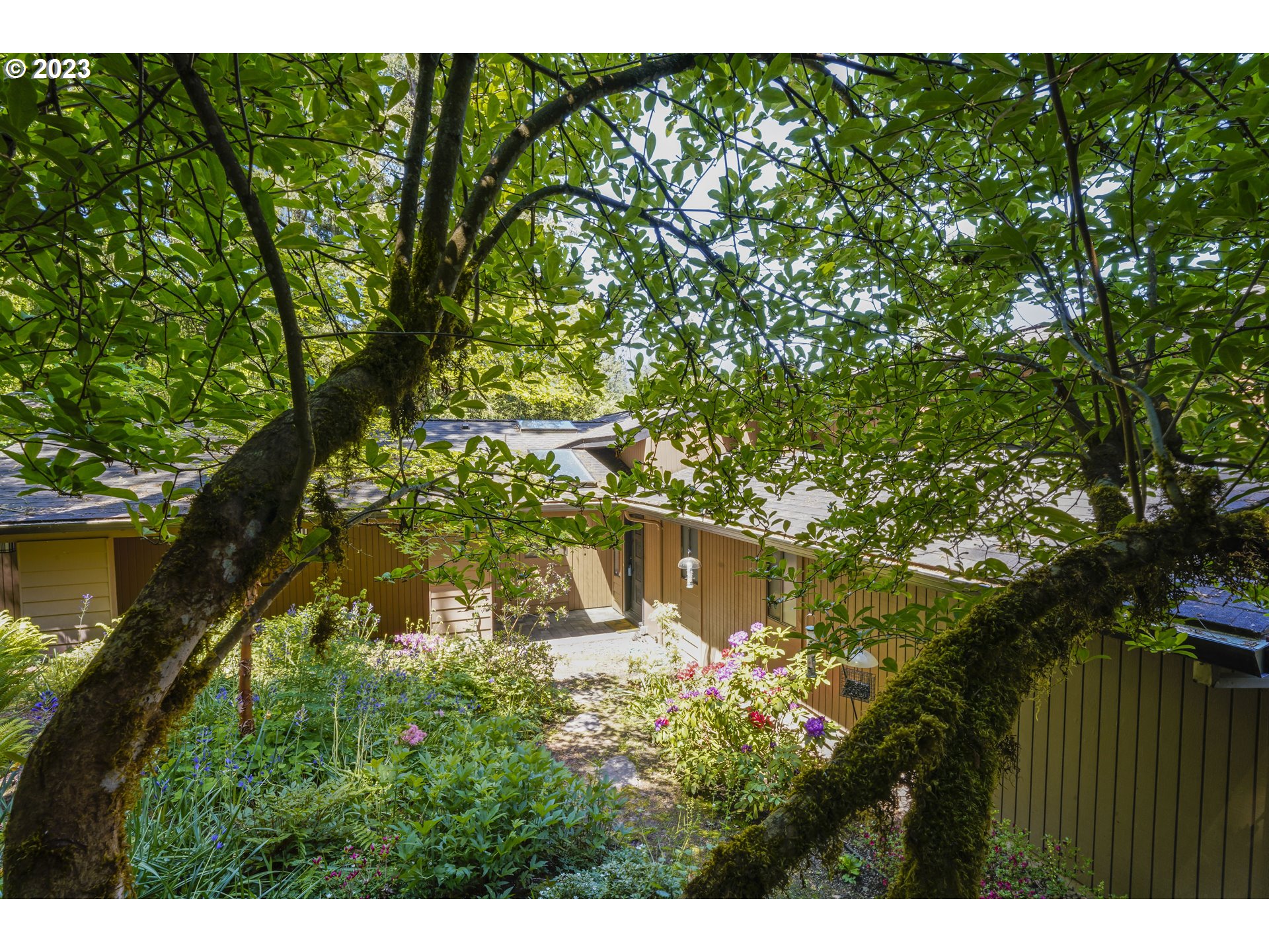 3877 Spring Street South Salem, OR 97302 - Photo 41 of 43 Gallery Image 41
