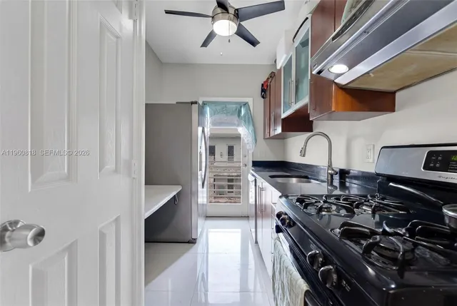 $2,000 | 320 85th Street, Unit 15, Miami Beach, FL 33141