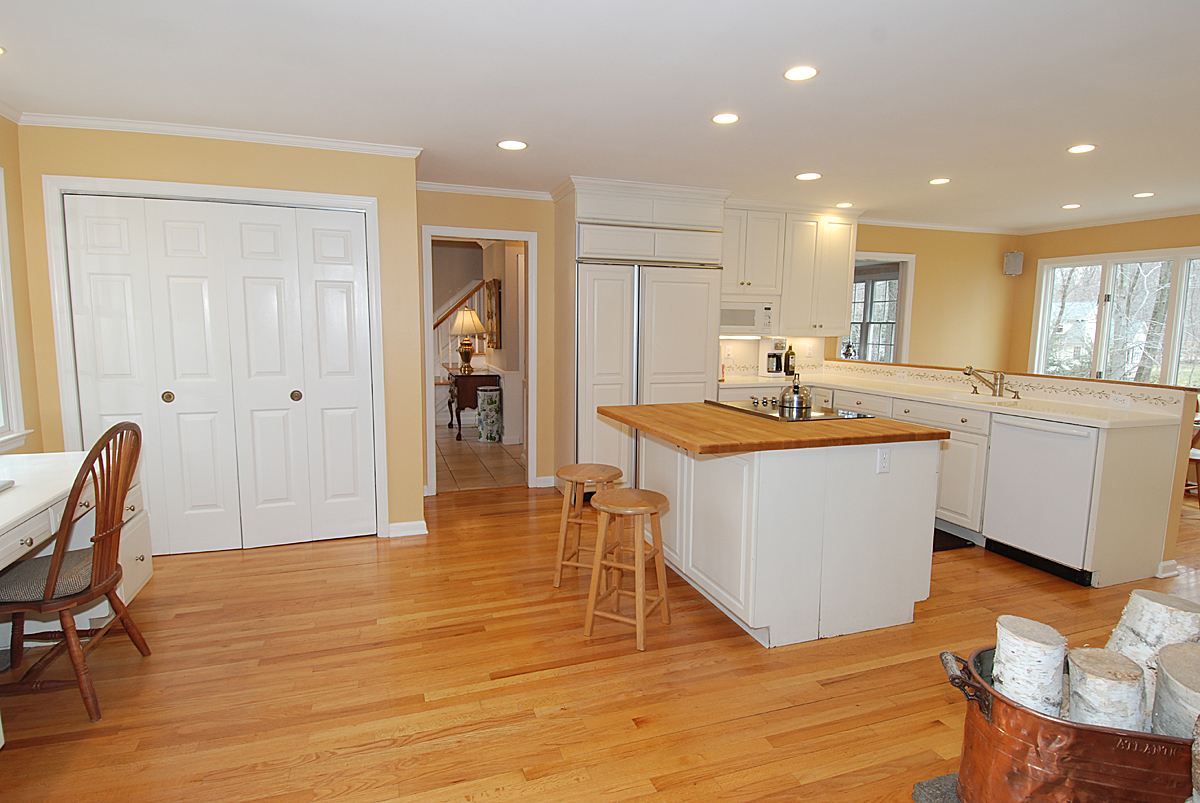 133 Lantern Ridge Road New Canaan, CT 06840 - Photo 3 of 21 DSC_1023