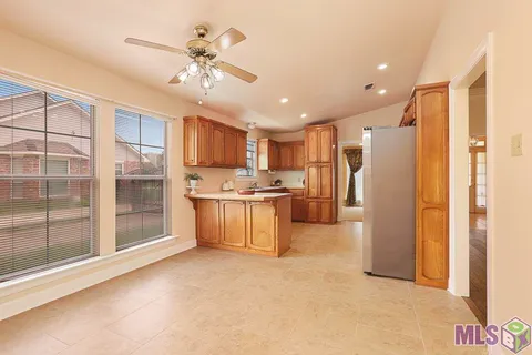 $320,000 | 5232 Rivermeadow Drive, Baton Rouge, LA 70820