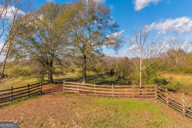 $558,000 | 586 Grady School Road, Canon, GA 30520