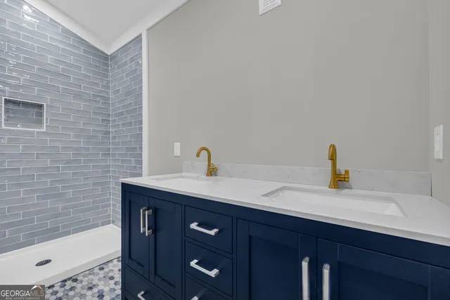 $558,000 | 586 Grady School Road, Canon, GA 30520