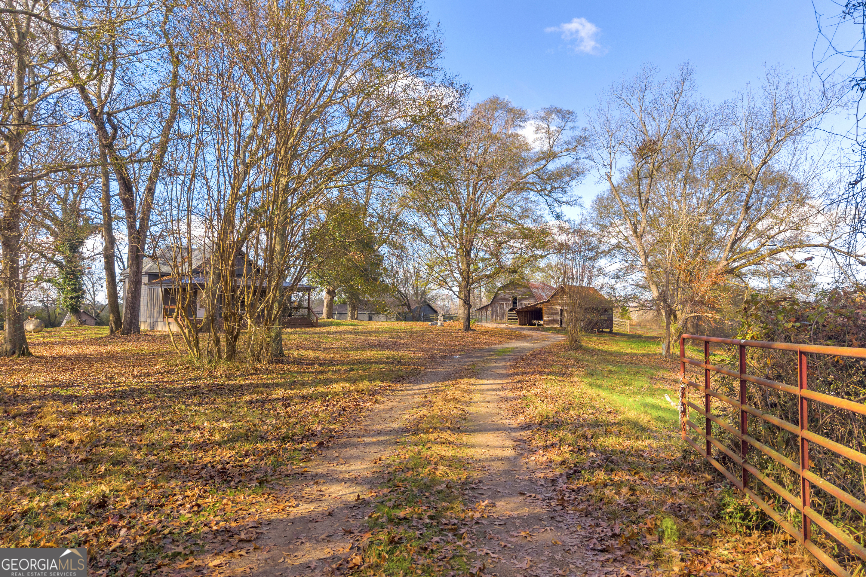 586 Grady School Road Canon, GA 30520 - Photo 8 of 126