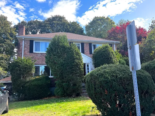 $2,700 | 108 Manet Road, Unit 108, Newton, MA 02467