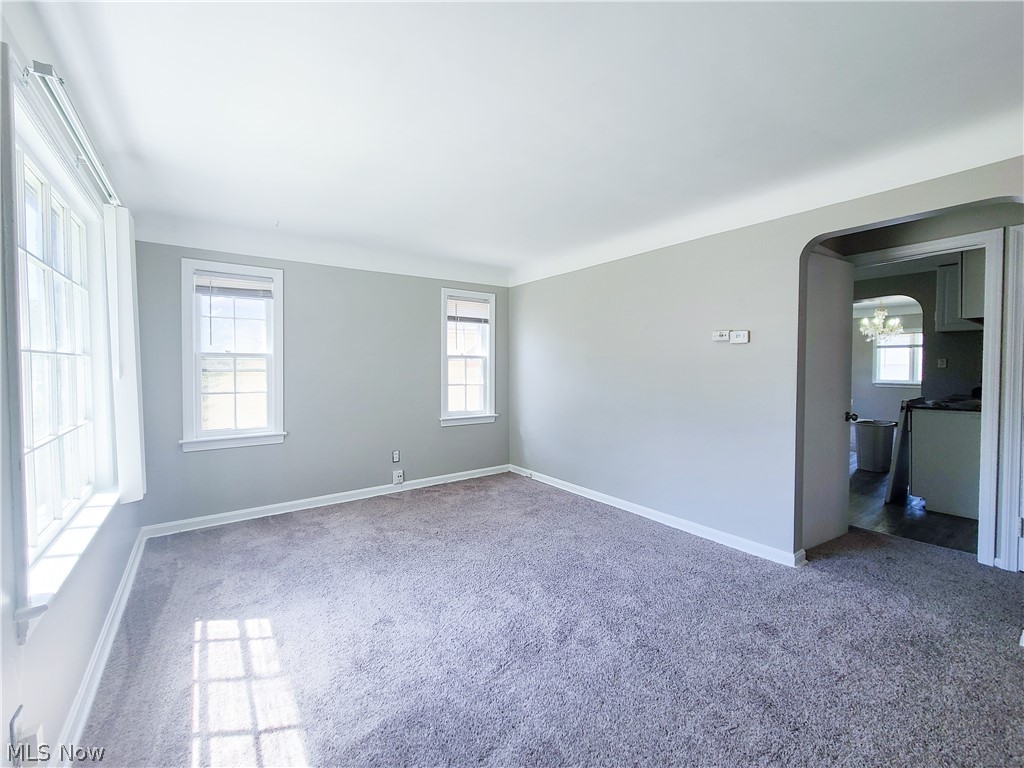 3726 Highland Road Cleveland, OH 44111 - Photo 3 of 21 Gallery Image 3