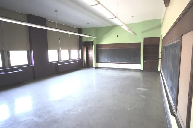 $650,000 | 10101-21 South Parnell Avenue, Chicago, IL 60628