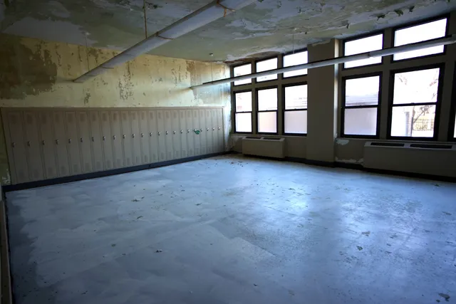 $650,000 | 10101-21 South Parnell Avenue, Chicago, IL 60628