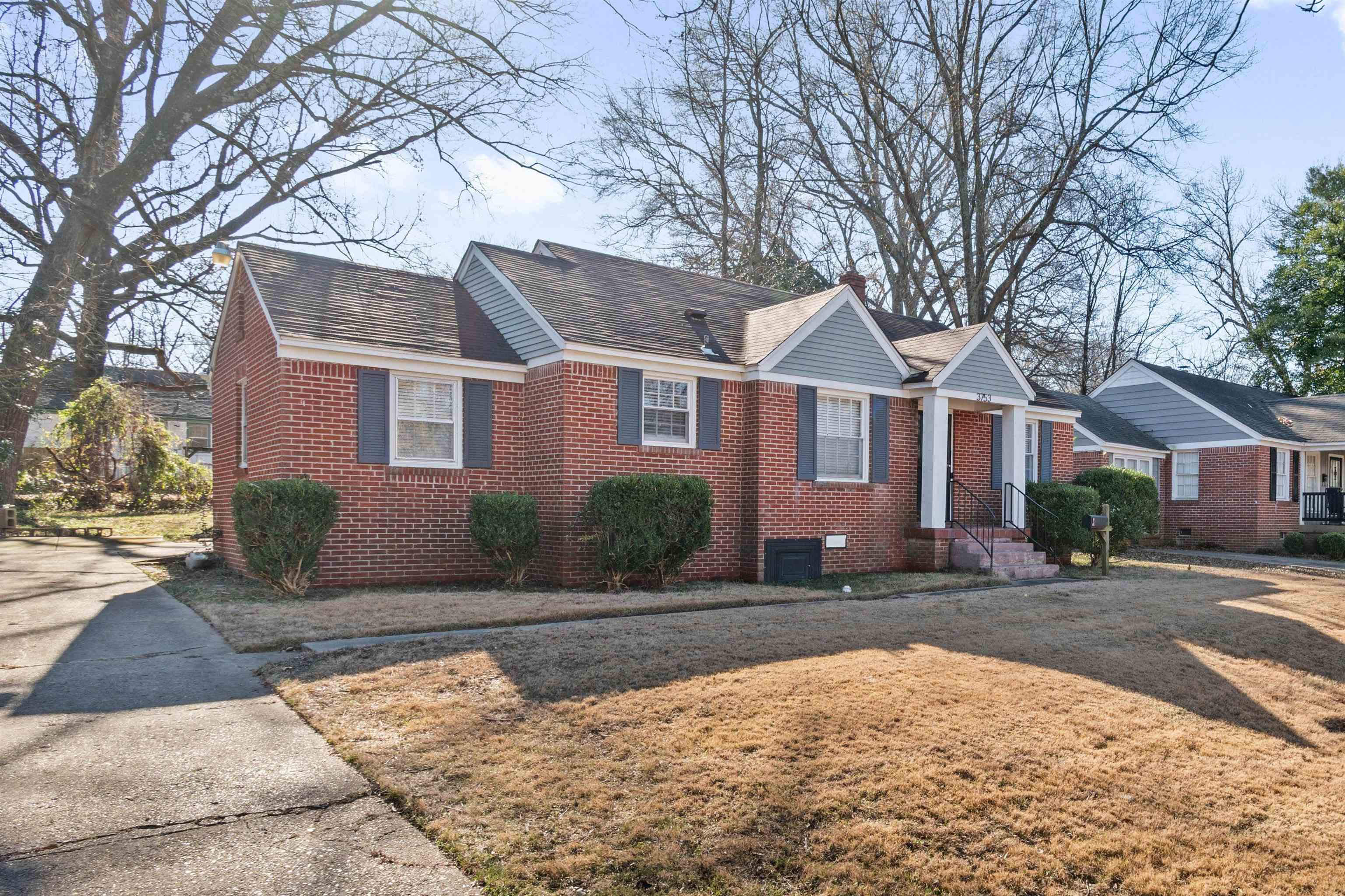 3753 Friar Tuck Road Memphis, TN 38111 - Photo 1 of 21 a front view of a house with a yard